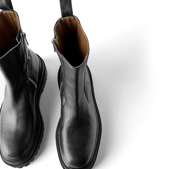 NWT Zara Leather Ankle Boots with Lug Soles - Picture 7 of 10